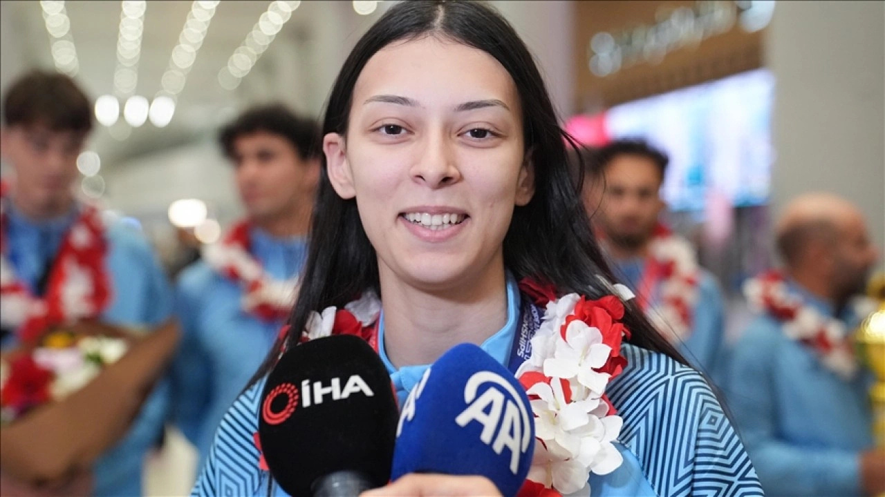 Elif Sude Akgül, dünya ikincisi oldu
