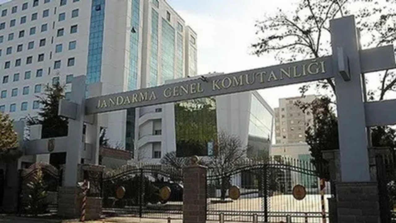 Salihli narkotik polisinden baskın: 61 yaşındaki şüpheli gözaltında