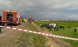 Öğrenci servisi şarampole devrildi: 2 ölü, 26 yaralı