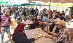 Gördes sanayi sitesi esnafından 5 bin kişilik yemek hayrı