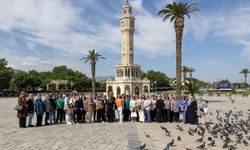 Yunusemreli kadınlar İzmir’i gezdi