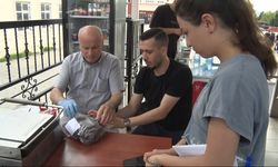 Okullardaki emanet masaları kuyumcu dükkanına döndü