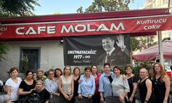 Manisa 29 Ekim Kadınları Derneği'nden merhum Ferdi Zeyrek'in anısına lokma hayrı