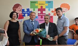 Ali Rıza Çevik İlkokulu mezunlarından öğretmenlerine vefa projesi