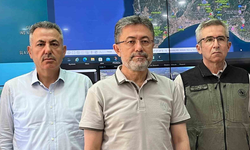 Bakan Yumaklı: Akhisar’daki yangın bir vadinin içine sıkıştı