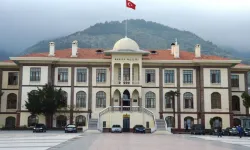 Manisa Valiliği duyurdu... Orman yangını kısa sürede kontrol altına alındı!