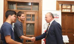 Turgutlu'da ücretsiz Üniversite Tercih Merkezi öğrencilere rehberlik ediyor!