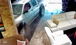 Manisa'da tansiyonu düşen sürücü mağazaya daldı