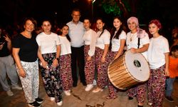 Manisa'da kadınlar Şalvar Gecesi'nde bir araya geldi
