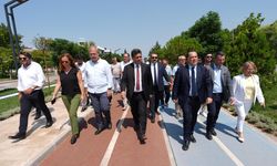 Başkan Dutlulu Akhisar’da asfalt çalışmalarını inceledi