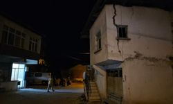 Sındırgı’ya bağlı Gölcük Mahallesi'nde depremin etkisi gözler önüne serildi