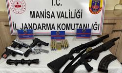 Manisa'da çok sayıda ruhsatsız tabanca ve tüfek çıktı