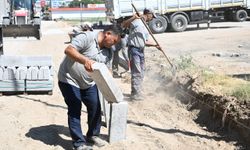 Büyükşehir’den Ahmetli’ye sıcak asfalt çalışması