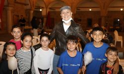 Şehzadeler Belediyesi’nden Tarihi Kurşunlu Han’da film gecesi