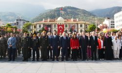 Manisa'nın düşman işgalinden kurtuluşunun 103. yılı törenlerle kutlandı