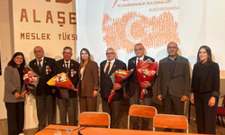 Gaziler öğrencilerle bir araya geldi