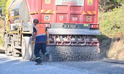 Kırkağaç’ta ulaşım ağı güçleniyor: Yağmurlu-Bademli yolu yenilendi