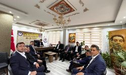 Eğitim-Bir-Sen Yunusemre'de bayrak değişti