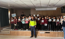 Manisa'nın Sarıgöl ilçesinde öğrencilere trafik eğitimi verildi