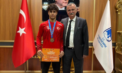 Milli Güreşçi Kadir Kadiroğlu’ndan Başkan Balaban’a ziyaret