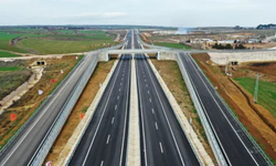 Manisa'da belediye başkanı açıkladı: Demirci-Selendi karayolu ihalesi tamamlandı