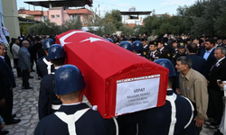 Astsubay Mustafa Yılmaz, son yolculuğuna uğurlandı