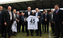 Bakan Bak, Soma’da Nazım Yavuz Stadyumu’nun açılışını yaptı