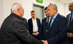 Arınç'tan Başkan Durbay'a yoğun bakımda ziyaret