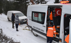 Kar, Demirci’de avcıları yolda bıraktı: 3 kişi kurtarıldı
