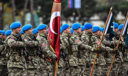 Milyonlarca genci ilgilendiren askerlikte yeni düzenleme sinyali!