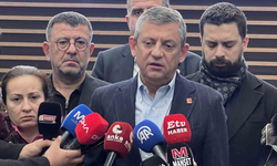 Özgür Özel'in duygu dolu anları