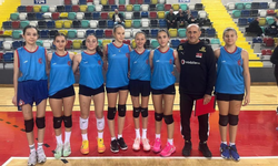 Akhisar’dan milli takım seçmelerine 7 genç voleybolcu