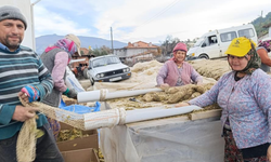 Selendi’de tütün  kolileme mesaisi başladı