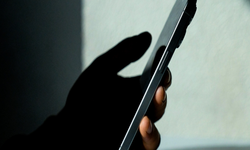 Gençlerde sosyal medya tehlikesi: “Beyin Çürümesi” riski artıyor