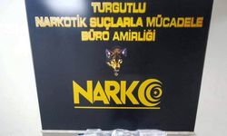 Turgutlu’da düzenlenen operasyonda çok sayıda yasaklı madde ele geçirildi