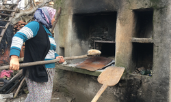 Manisa'da taş fırından çıkan ekmek 30 gün bayatlamıyor