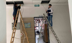 Sarıgöl’ün en büyük okulu klimalarla donatılıyor: Eğitim ortamı iyileşiyor