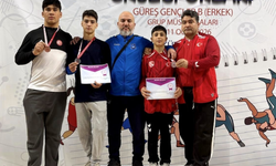 Yunusemre Belediyesporlu güreşçiler Kütahya'dan üç madalya ile döndü