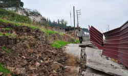 Gölmarmara'da heyelan riski nedeniyle 10 ev tahliye edildi