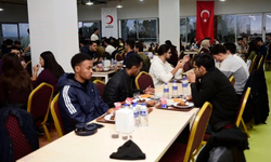 MCBÜ’de iftar sofraları öğrencileri buluşturdu
