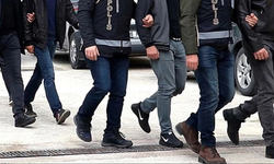 Salihli’de firari hükümlü çatıda yakalandı, cezaevine gönderildi