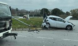 Akhisar’da OSB kavşağında kaza: 1 yaralı