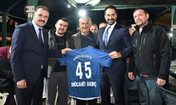 Arınç'tan çifte mesai: Demirci'de iftar, Köprübaşı'nda sahur