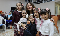 Manisa Sarma’da şalvar gecesi etkinliği renkli görüntülere sahne oldu