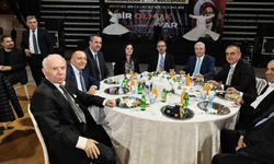 Kasapoğlu Manisalı hemşehrileriyle iftar sofrasında bir araya geldi