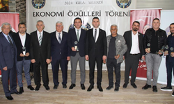 Kula ve Selendi iş dünyası kent ekonomi ödüllerinde buluştu