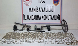 Manisa’da tarihi eser operasyonu: Binlerce sikke ele geçirildi