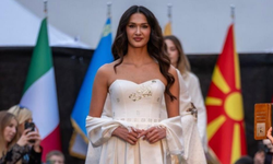 Manisa’da kültür şöleni: 12 ülkeden temsilciler podyuma çıktı