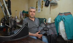 Demirci’de kispet ustası yağlı güreşin gizli emeğini yaşatıyor