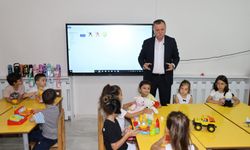 Yunusemre'de yeni eğitim yılı heyecanı: Başkan Balaban çocuklarla buluştu